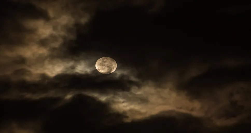 moon opposite mercury - cloudy, dark, full moon