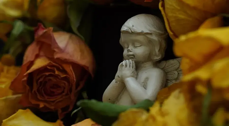 326 angel number - angel, sorrow, farewell, sad, graveyard, rest in peace, silence, pray, funeral, i love you mom, infinite love, mama, i love you, prayer, light, love, heartfelt condolences, trauerkarte, grief, to die, dig, little angel, soul